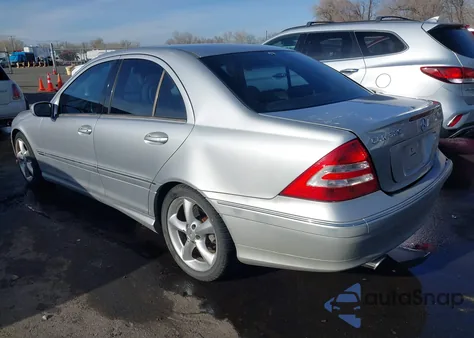 2005 Mercedes-Benz C 230 Kompressor Sport z USA, uszkodzony, nr VIN WDBRF40J35F640549
